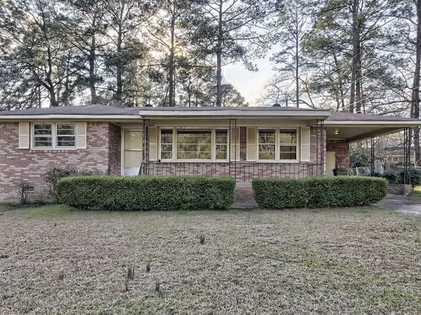 2530 Stonehenge Dr, Cayce, SC 29033