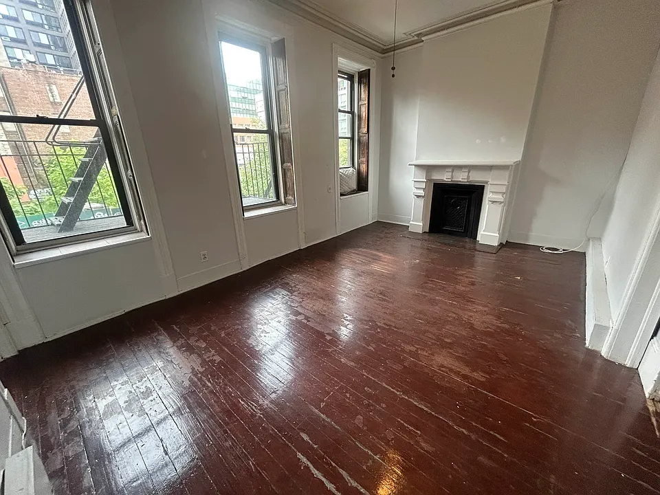 205 E 120th St #1B