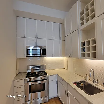 Rented by Oxford Property Group | media 17