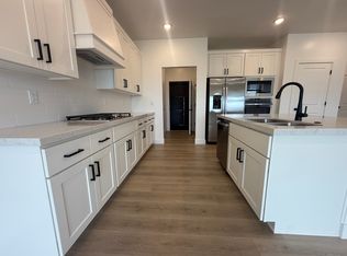 2744 W Aurora Ave #2744, Mapleton, UT 84664