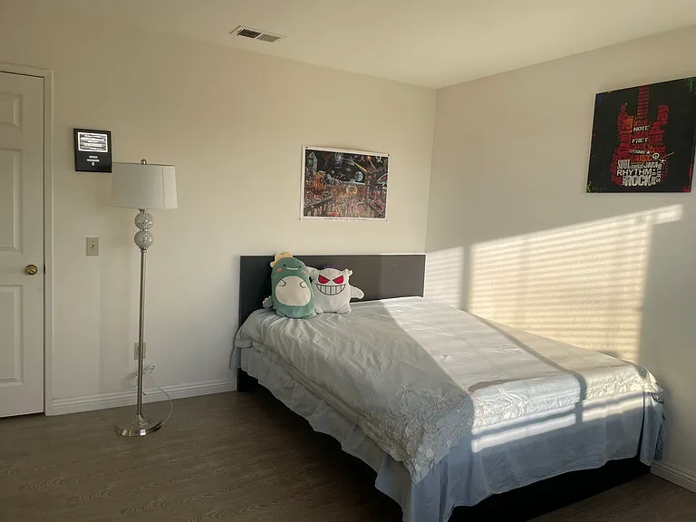 649 Blenfield Pl — Photo 9