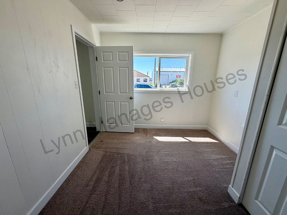 1st image of 1010 W 20th St