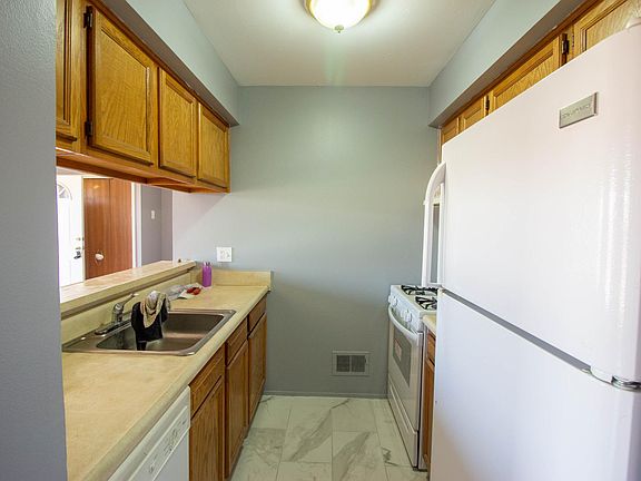 5th image of 35452 Tanglewood Dr