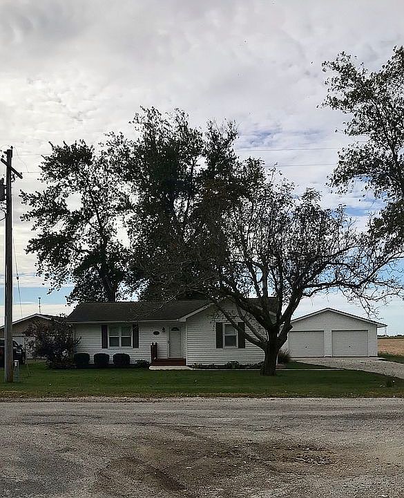 100 Rhodes Ave, Glenarm, IL 62536 Zillow
