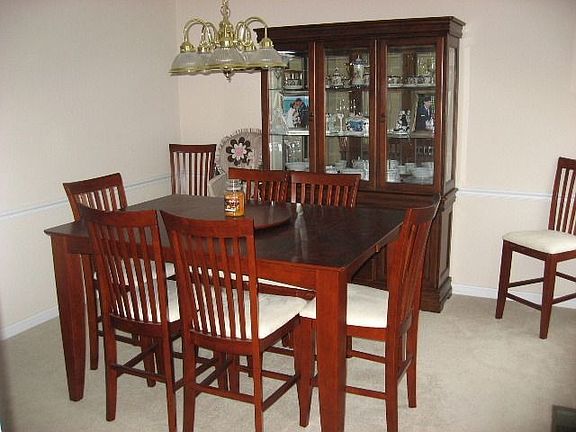 2nd image of 6907 Evergreen Cir