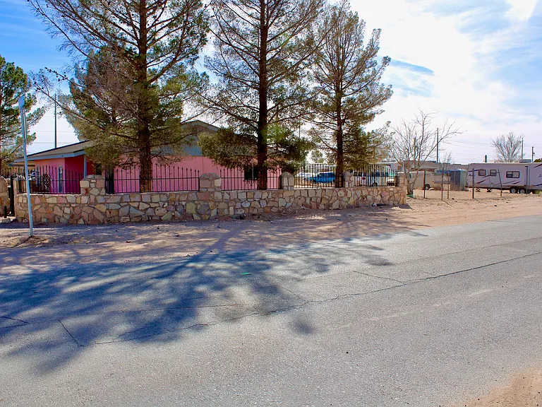 3698 Vander Veer Dr #A-79938 — Photo 1