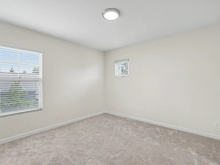 808 Lenzen Ave #107 — Photo 22