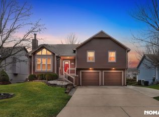 17263 W 157th St, Olathe, KS 66062