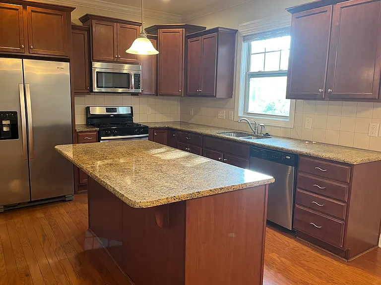 4116 Collamer Dr — Photo 12