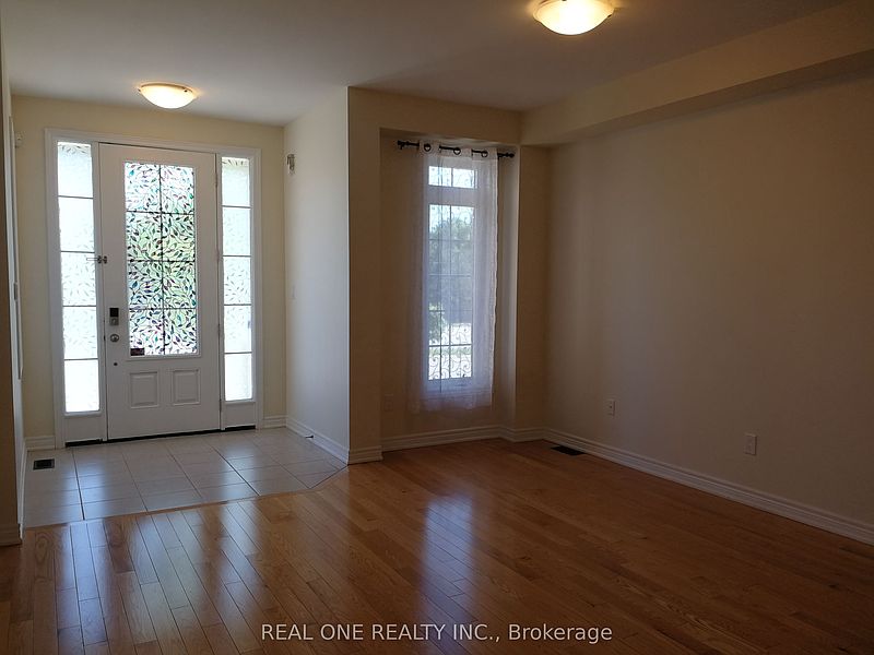 Markham Townhouse for rent - 3 Bedrooms — photo 2