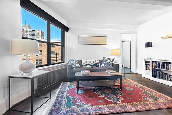 Sold by Digs Realty Group | media 1
