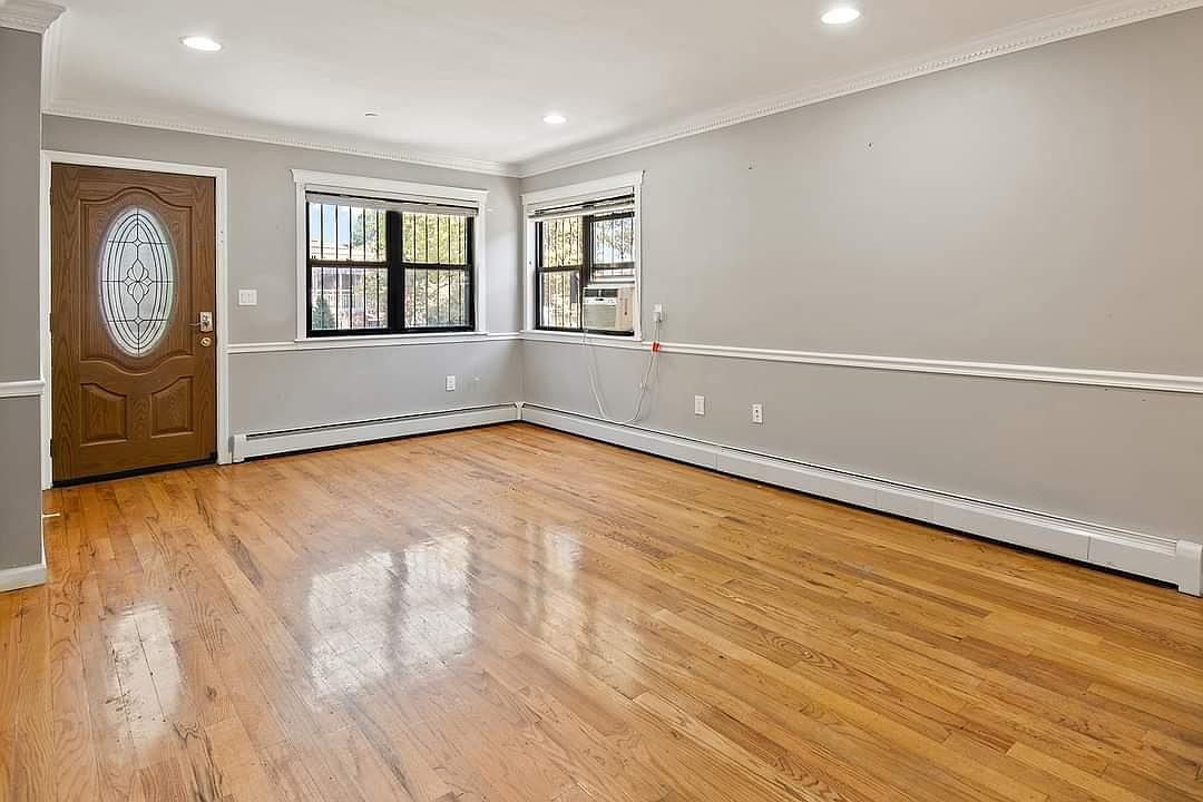 2328 Throop Ave, Bronx, NY 10469 Zillow
