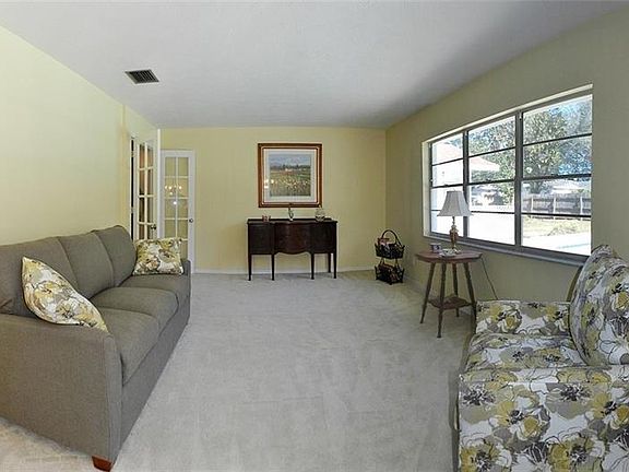 4th image of 2121 Kennen Dr