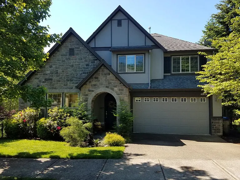 16474 SW Beemer Ln — Photo 1
