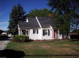 710 Old Rockside Rd, Seven Hills, OH 44131