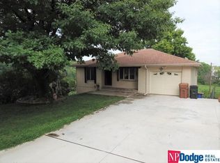 449 N Molley St, Bennington, NE 68007