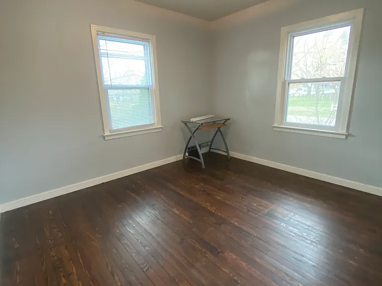 2339 S Cleveland Ave — Photo 14