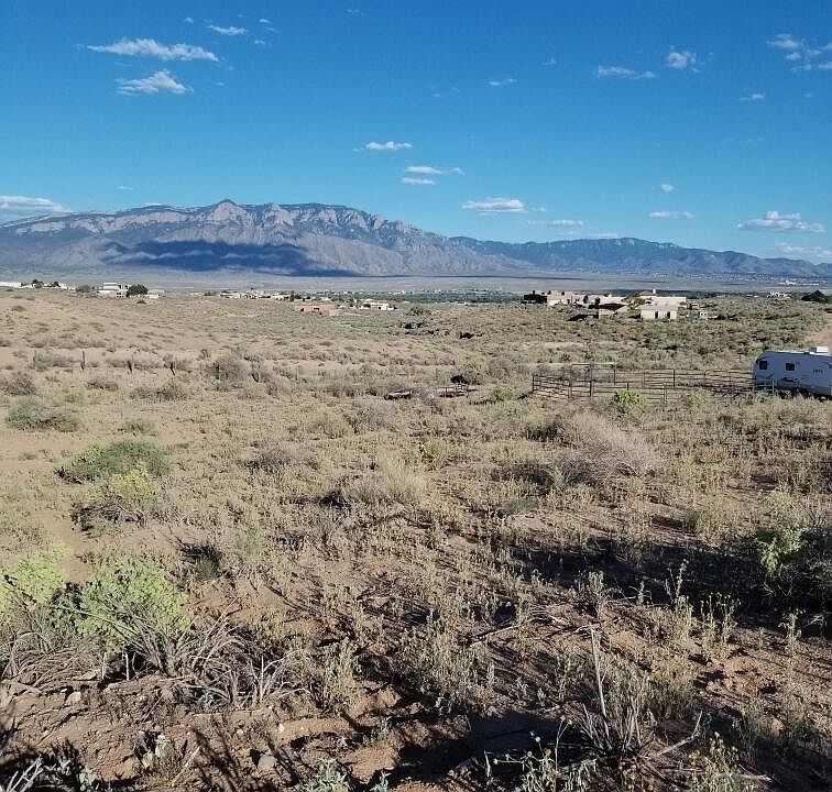 2nd image of Gros Ventre Dr NE