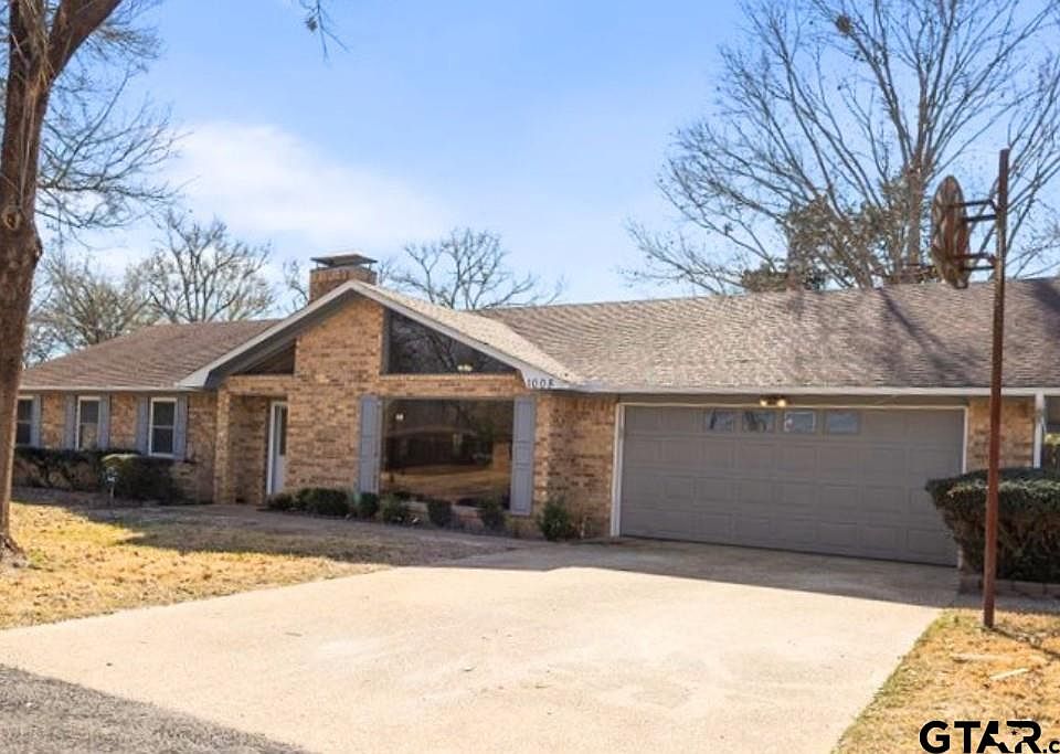 1st image of 1008 Corey Dr