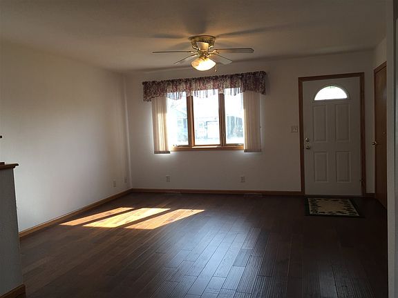 5th image of 1312 E 2nd St