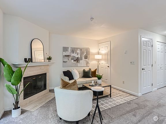 5th image of 15721 44th Avenue W #C2