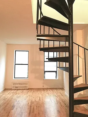 Rented by MOTION New York | media 8