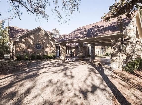 3rd image of 602 Sunset Ct