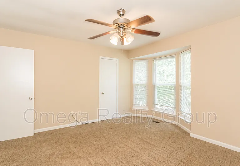 2345 Grayson Valley Cir — Photo 22