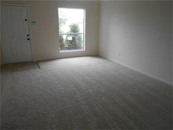3rd image of 16107 Youpon Valley Dr