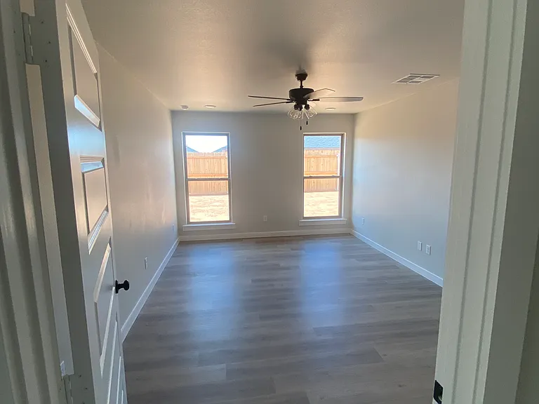 404 Pratt Dr #2 — Photo 4
