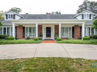 3835 Hillandale Rd, Toledo, OH 43606