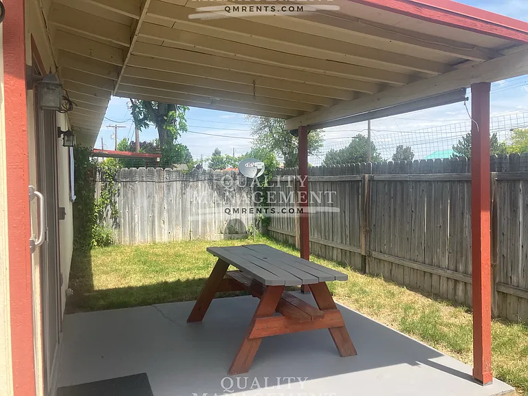 117 W Louisiana Ave — Photo 10