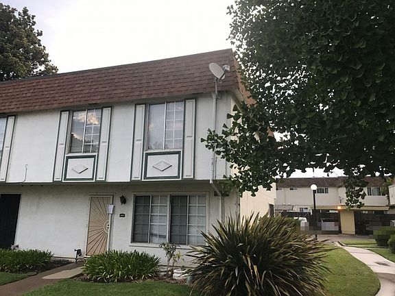2nd image of 6323 Seyferth Way