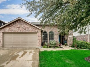 3633 Mountain Ranch Rd, Roanoke, TX 76262