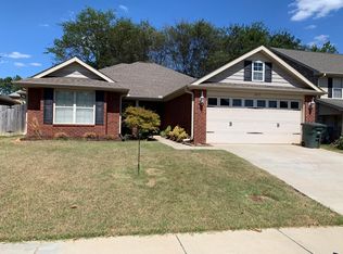 2513 Oak Place Dr SE, Huntsville, AL 35803