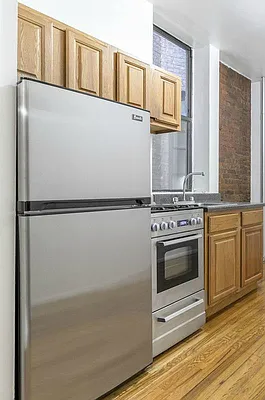 Rented by Compass | media 7