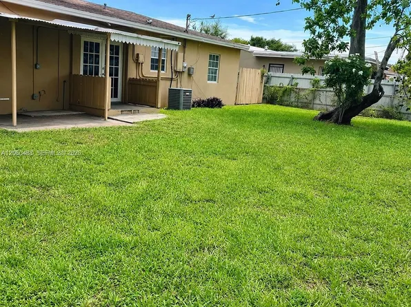 8924 NW 35th Ct, Miami, FL 33147