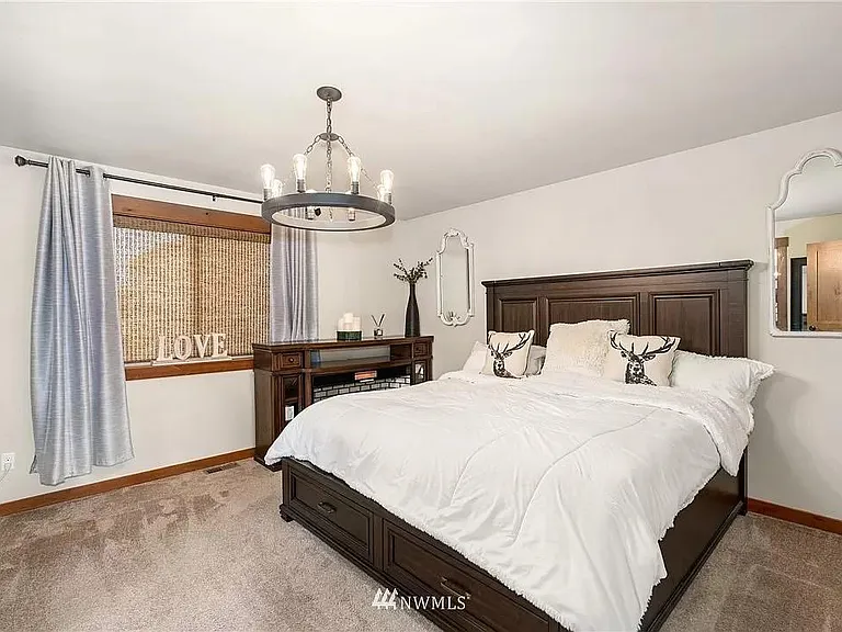 351 Dakota Heights Dr — Photo 11