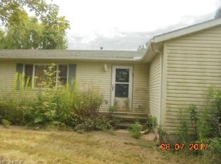 6404 River Corners Rd, Spencer, OH 44275