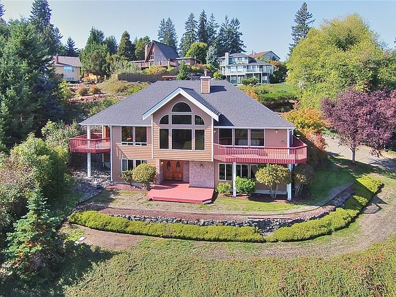 2nd image of 11512 Jennifer Ct E