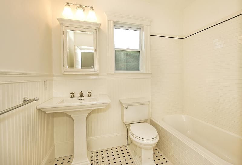 2nd image of 49 Lowden Ave #2