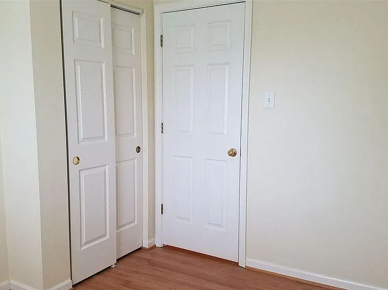 5208 Duke Ct — Photo 18