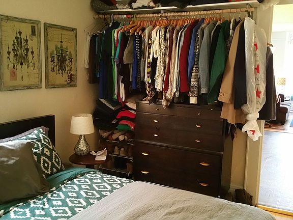 4th image of 1227 N Milwaukee St #34