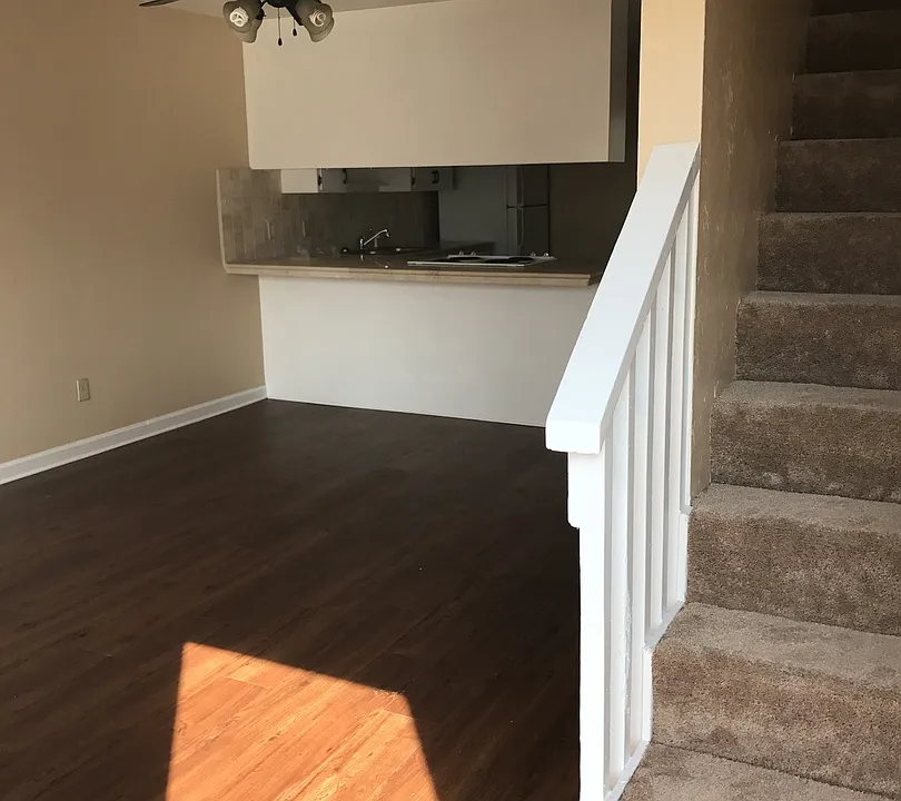 301 S Lipona Rd #23