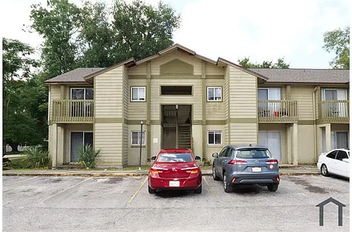 2050 Bowen Dr Photo 1