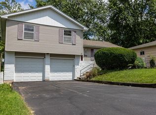 11217 Myrtle Ave, Kansas City, MO 64137