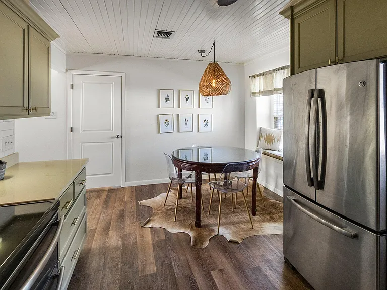 301 Hub Dr — Photo 7