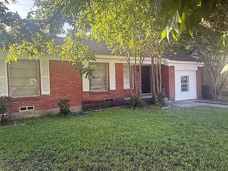 10523 Wood Dale Dr — Photo 1