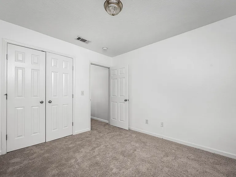 340 Stewarts Landing Cir — Photo 18
