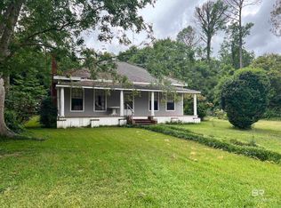 525 N Mount Pleasant Ave, Monroeville, AL 36460